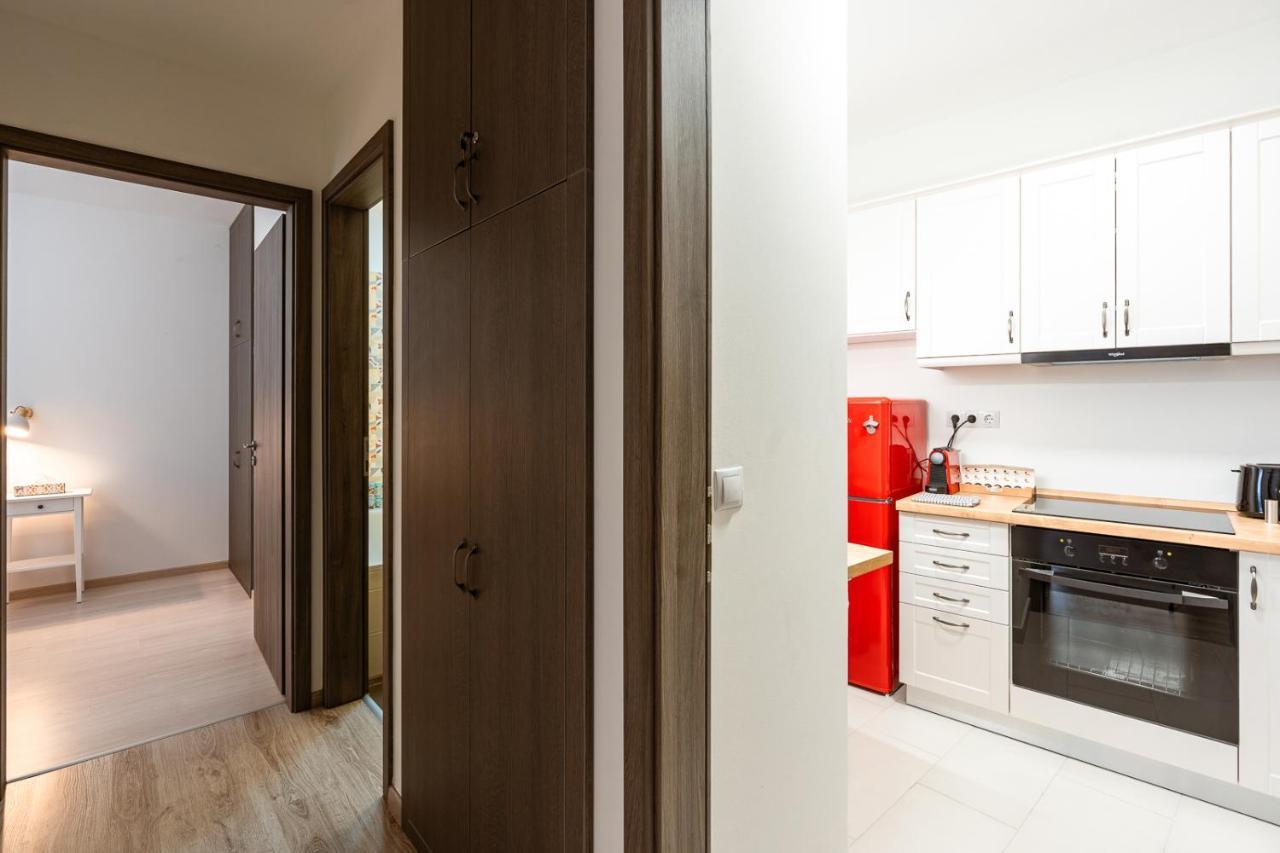 Modern & Newly Built Apartment With Private Garage Budapeste Exterior foto
