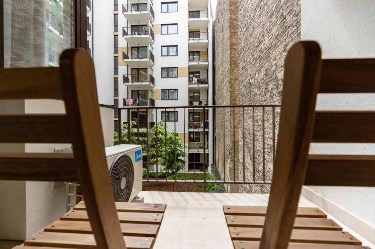 Modern & Newly Built Apartment With Private Garage Budapeste Exterior foto
